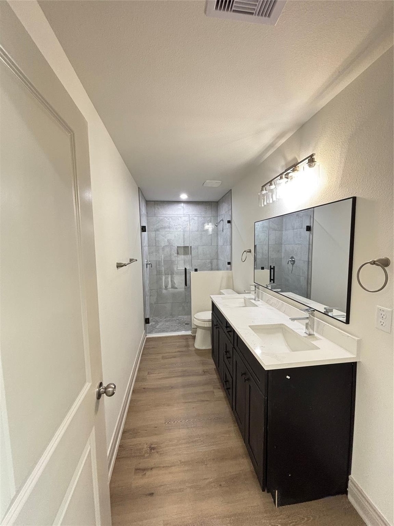 2622 Rosalee Street - Photo 2