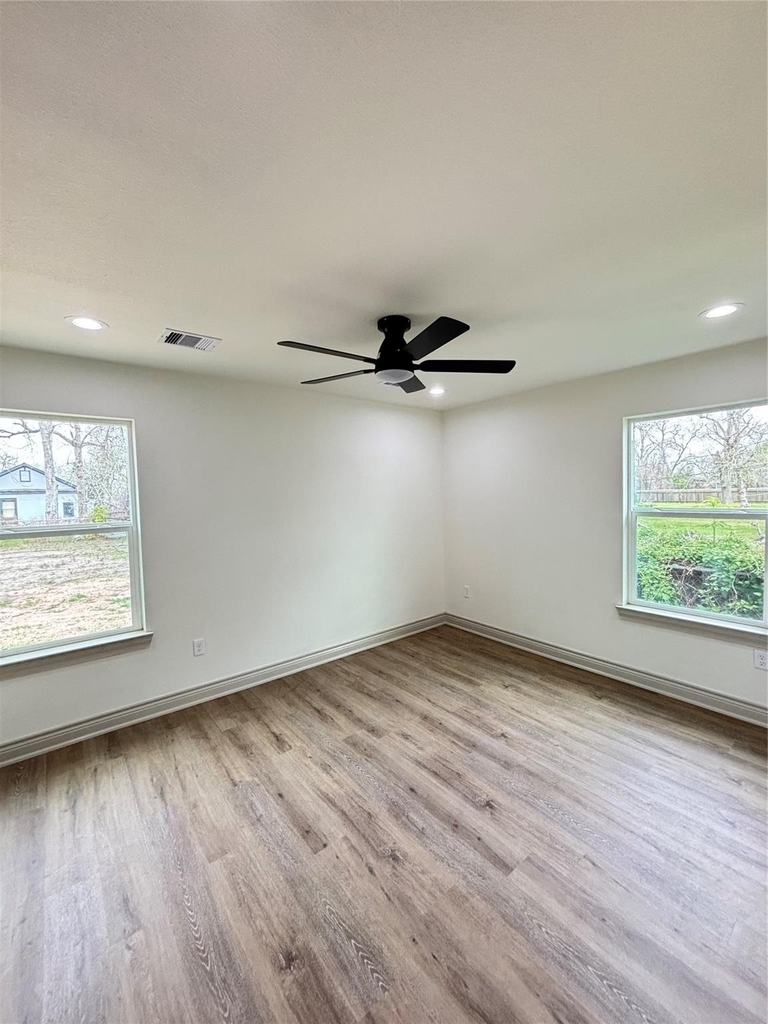 2622 Rosalee Street - Photo 1