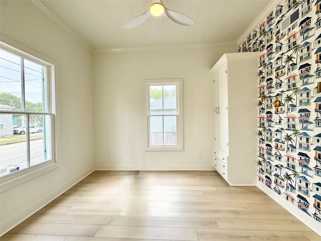 1312 35th Street - Photo 24