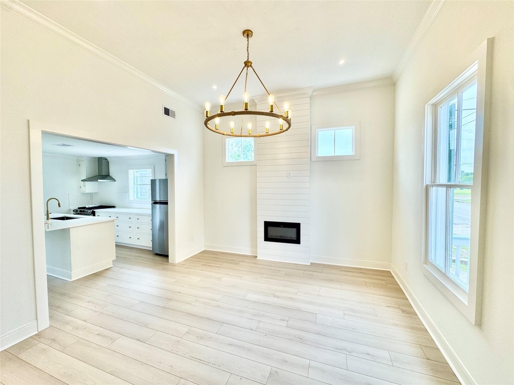 1312 35th Street - Photo 5