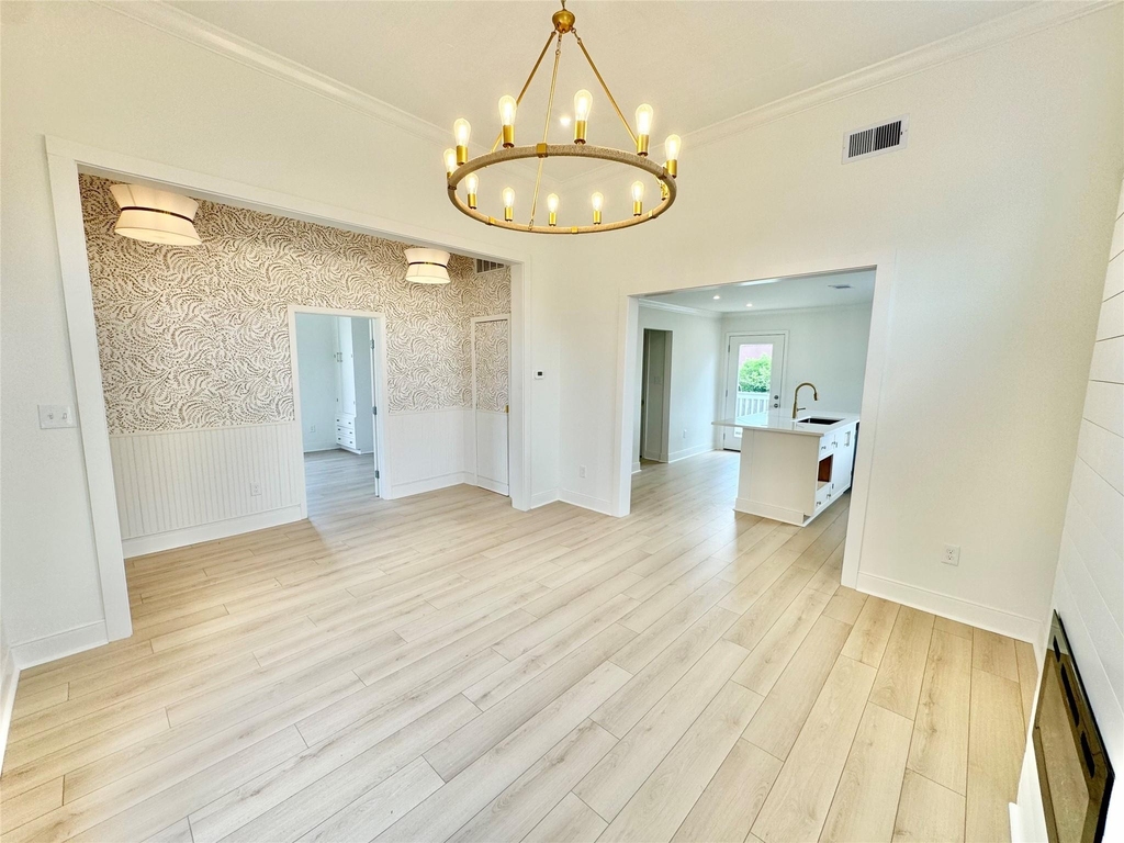 1312 35th Street - Photo 7