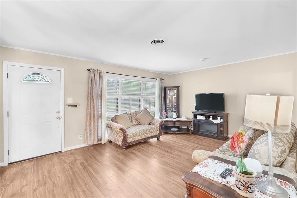 8534 Dillon Street - Photo 1