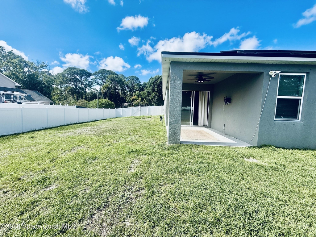 614 Lynbrook Street Nw - Photo 6