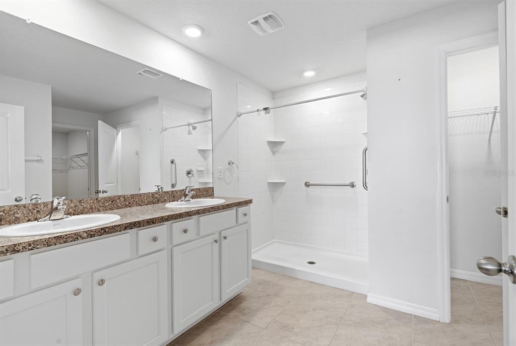 13196 Golden Lime Avenue - Photo 3