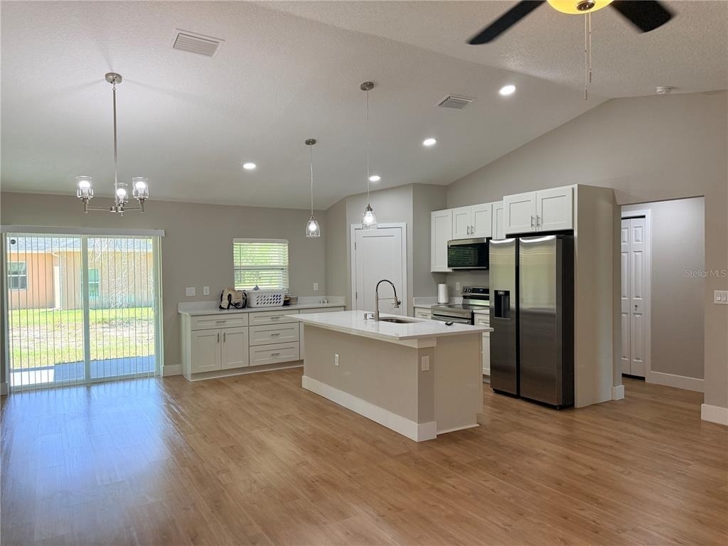 2186 W G Martinelli Boulevard - Photo 5
