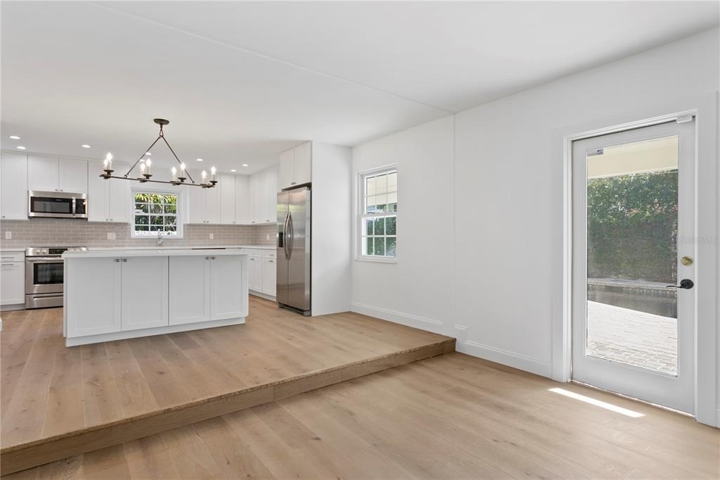 4704 W Brookwood Drive - Photo 16