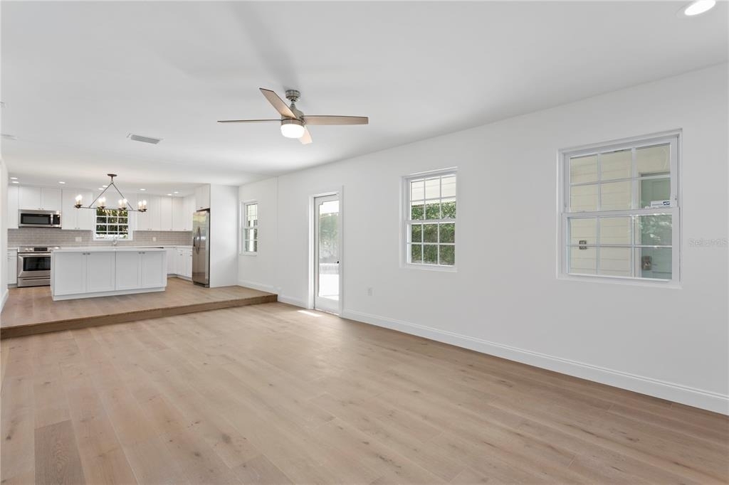 4704 W Brookwood Drive - Photo 12