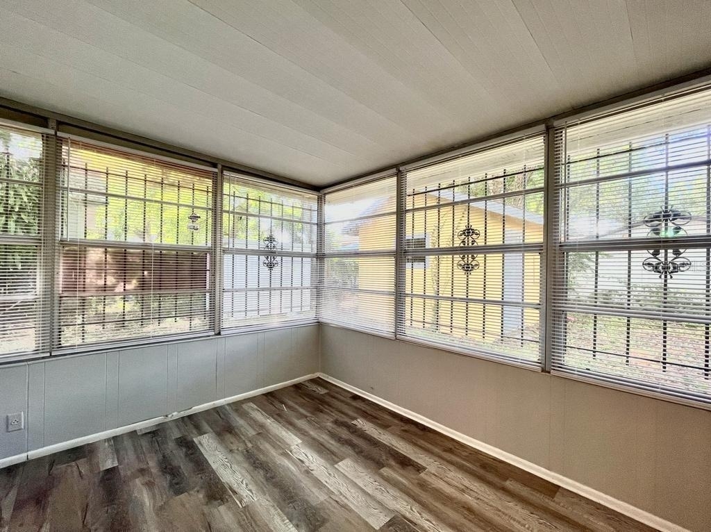 1003 E 22nd Avenue - Photo 4