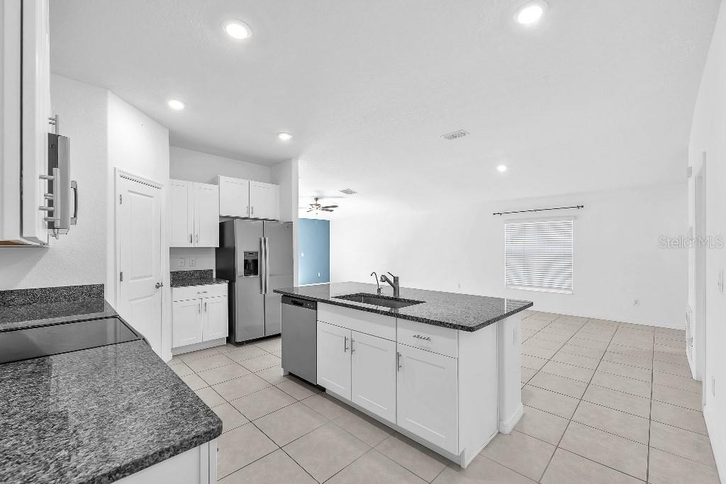 5518 Blue Azure Drive - Photo 15