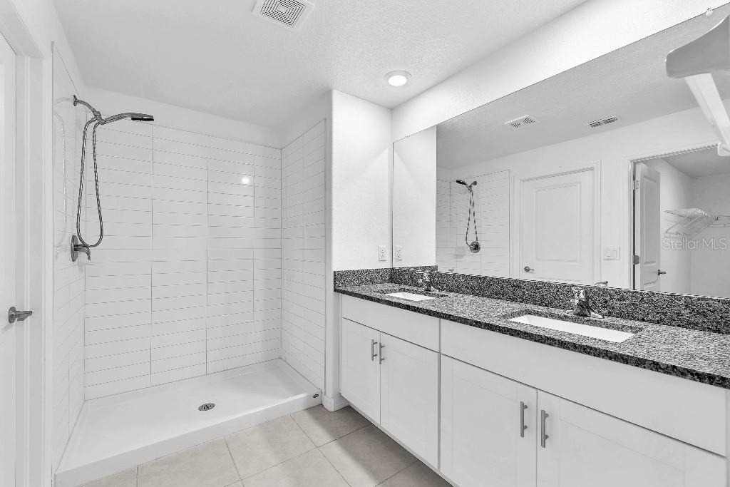 5518 Blue Azure Drive - Photo 11