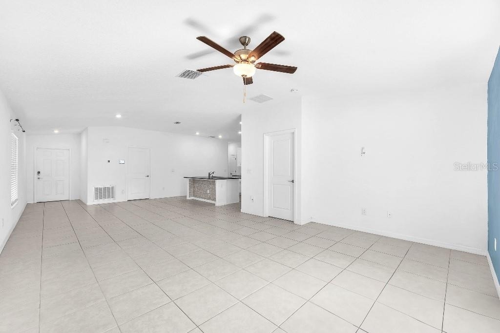 5518 Blue Azure Drive - Photo 7