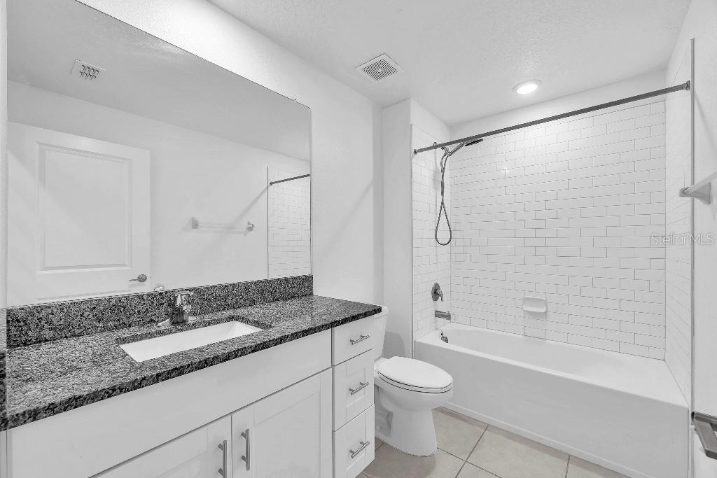 5518 Blue Azure Drive - Photo 18