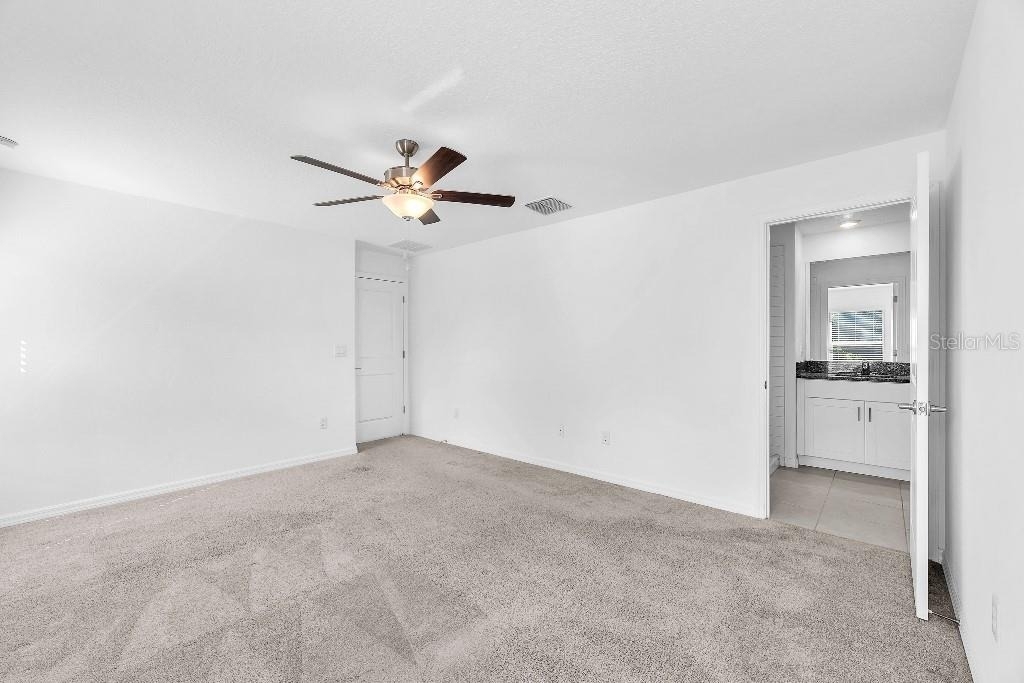 5518 Blue Azure Drive - Photo 9