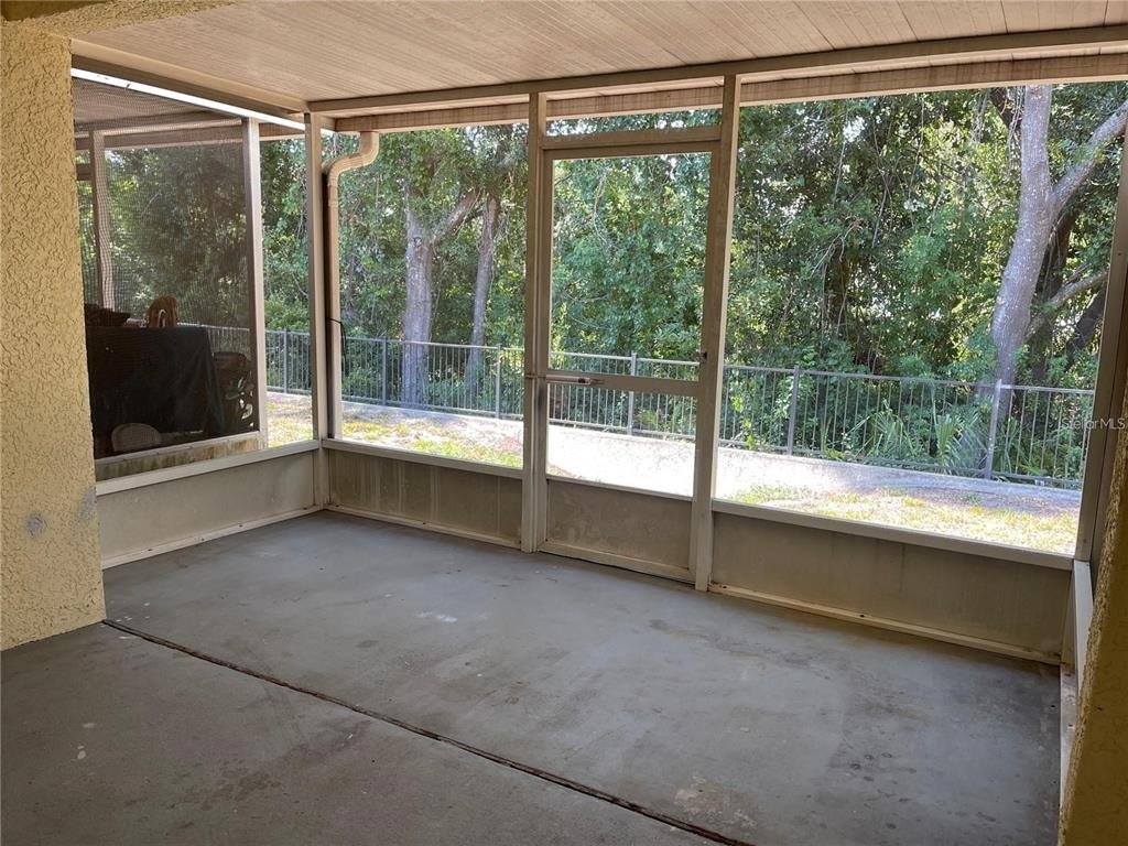 10806 Brickside Court - Photo 14