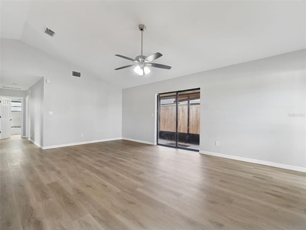 766 91st Avenue N - Photo 3