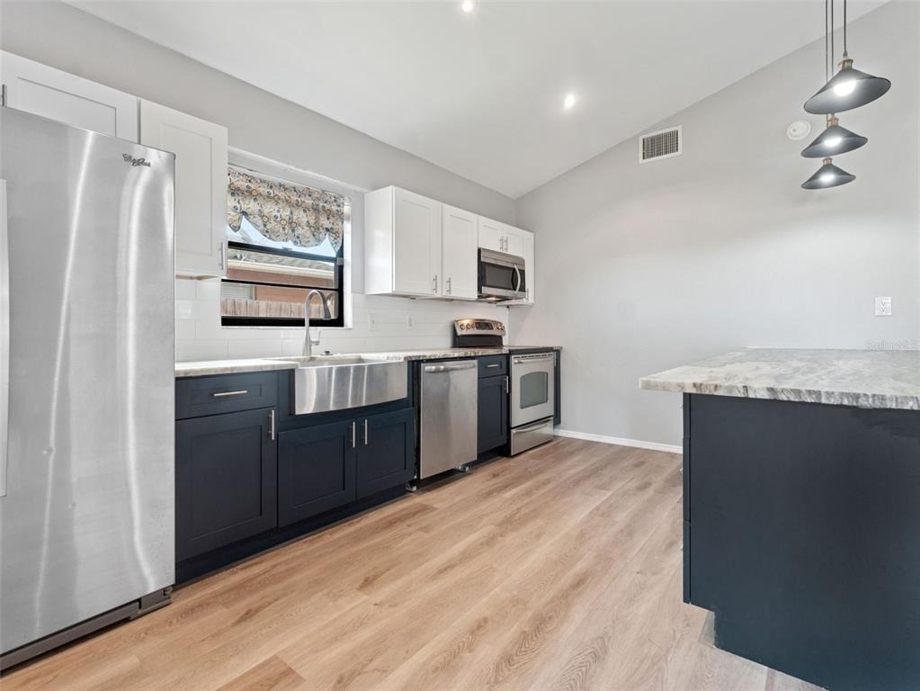 766 91st Avenue N - Photo 5