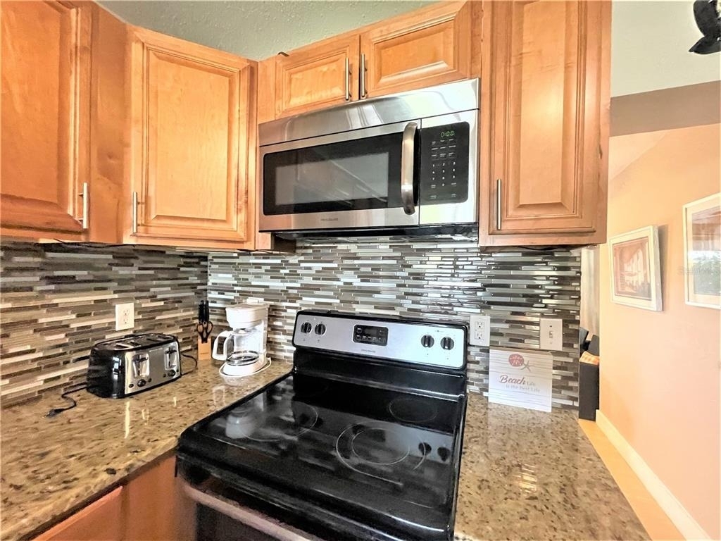 5106 104th Street N - Photo 8