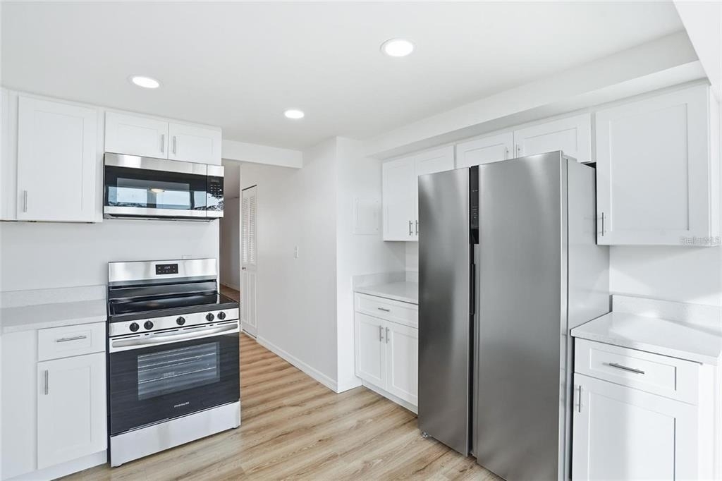 5095 Bay Street Ne - Photo 3