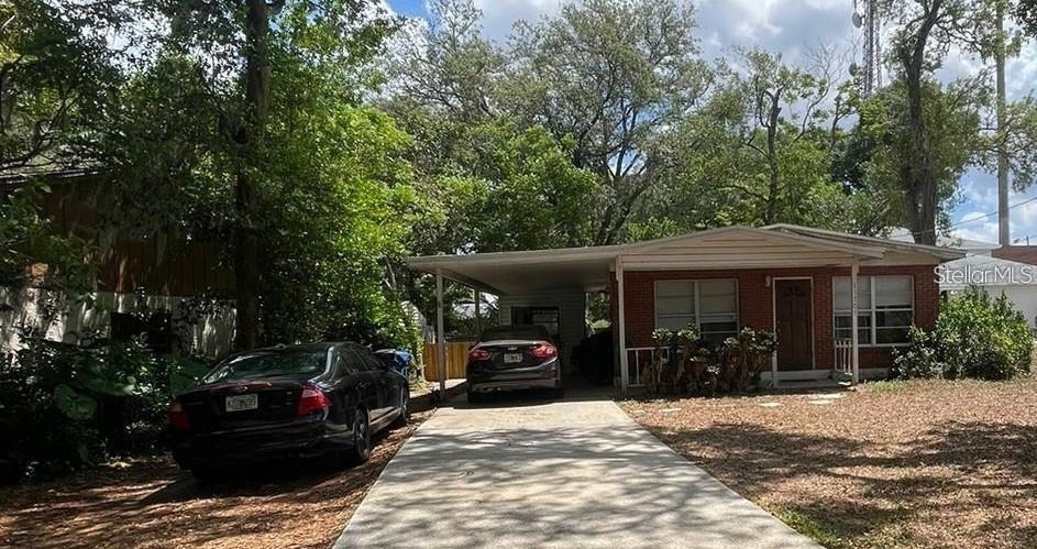 11707 North Drive - Photo 1