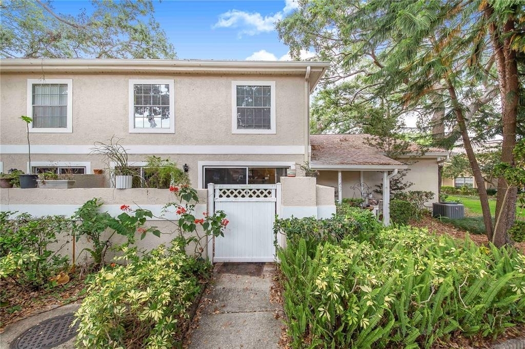 11857 Northtrail Avenue - Photo 1