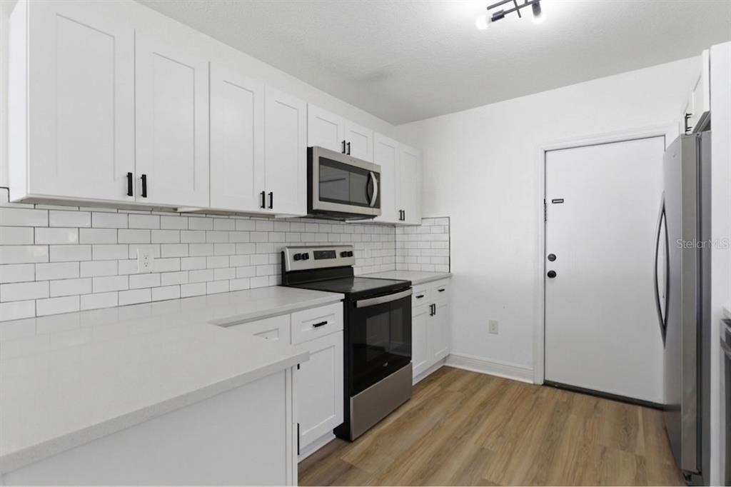 7005 N Duncan Avenue - Photo 3