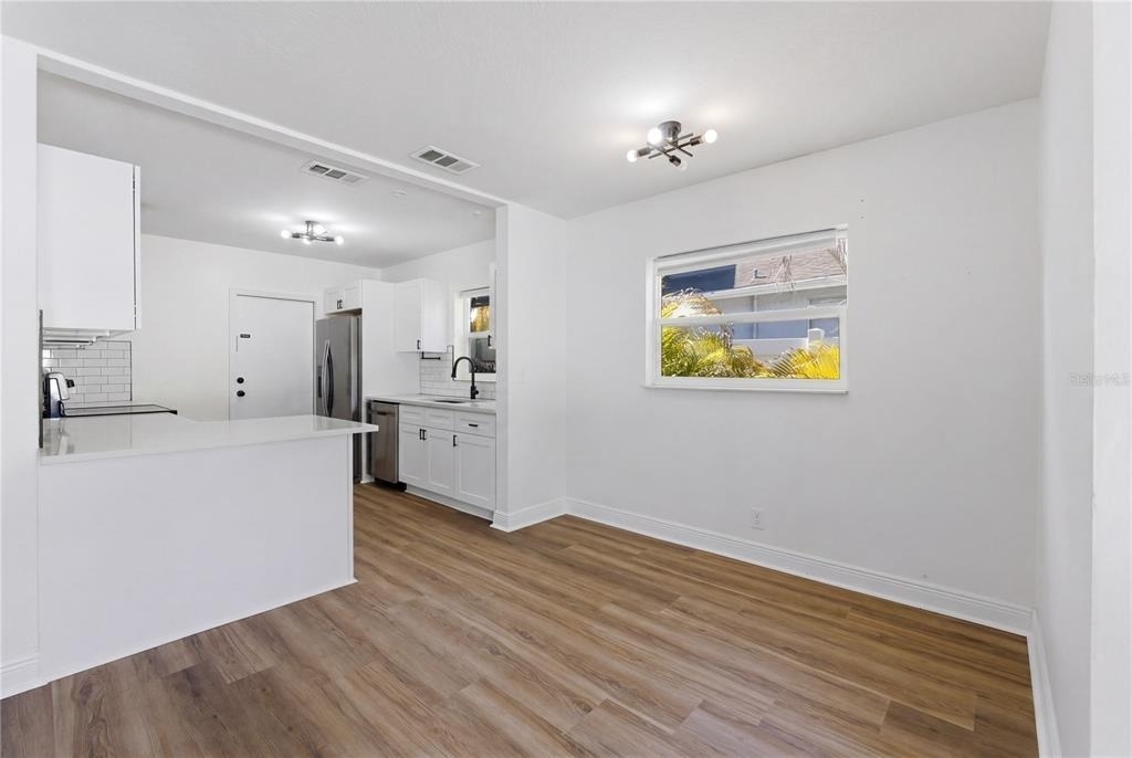 7005 N Duncan Avenue - Photo 6