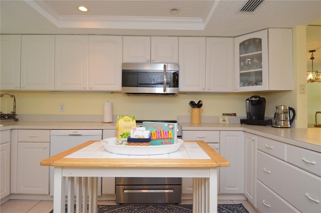 18650 Gulf Boulevard - Photo 9
