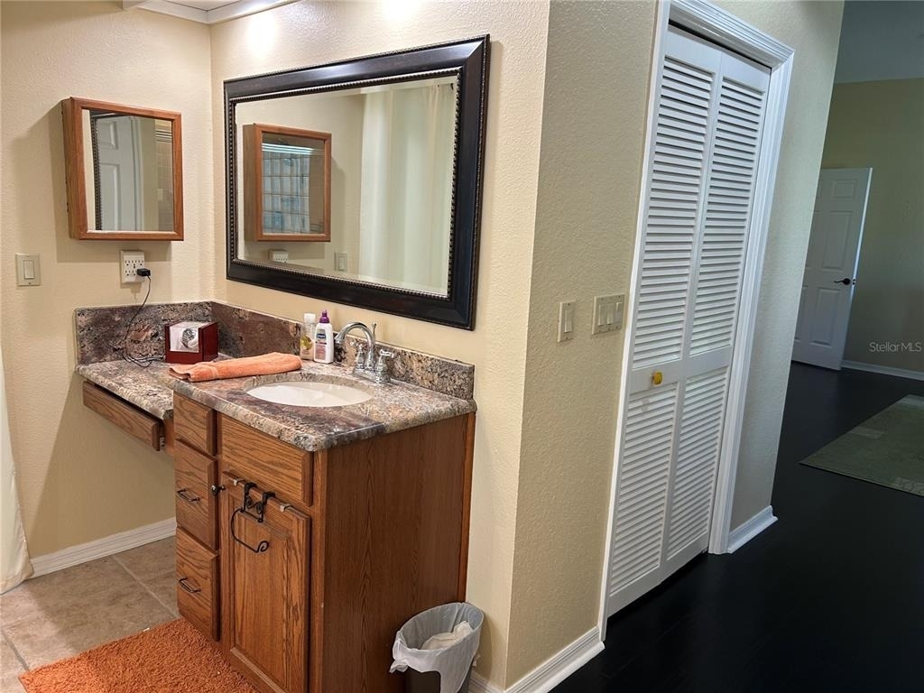 9405 94th Street - Photo 18