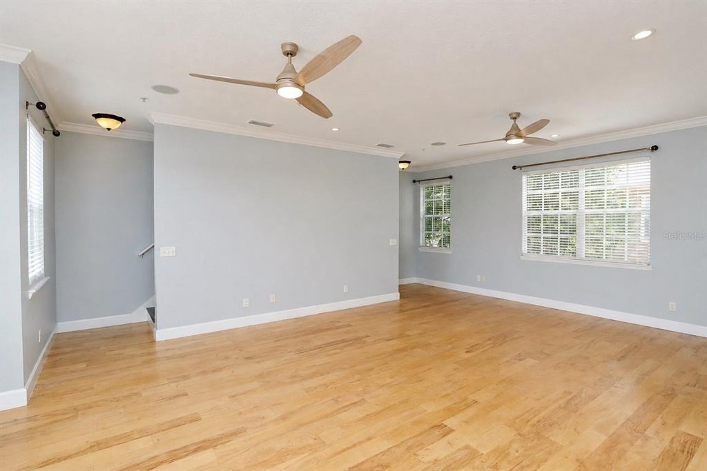 2611 Espana Court - Photo 2