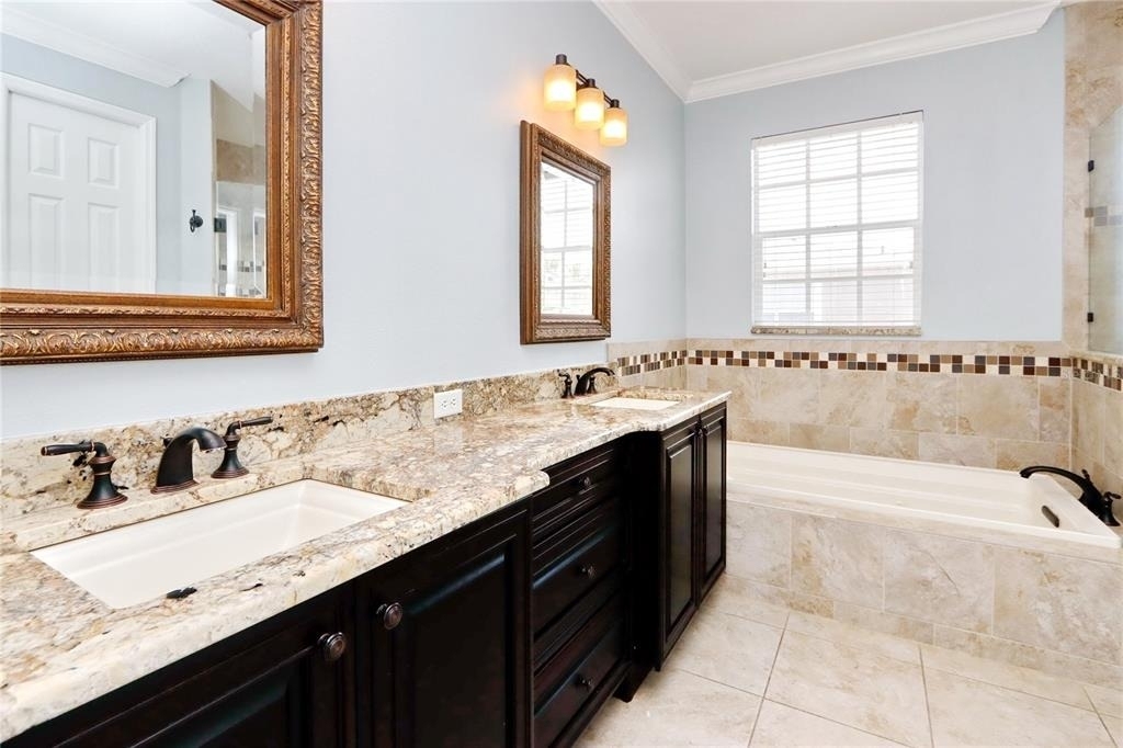 2611 Espana Court - Photo 11