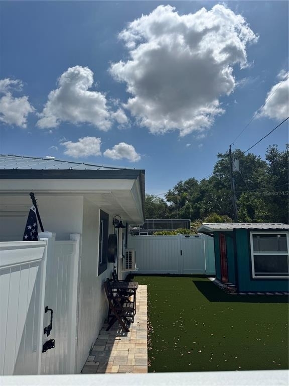 905 Patricia Avenue - Photo 0
