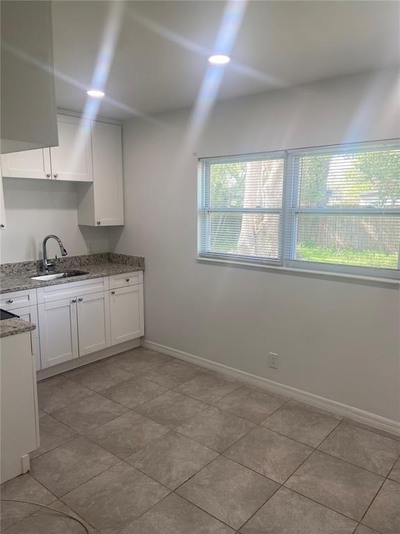 7020 Baywood Drive - Photo 2