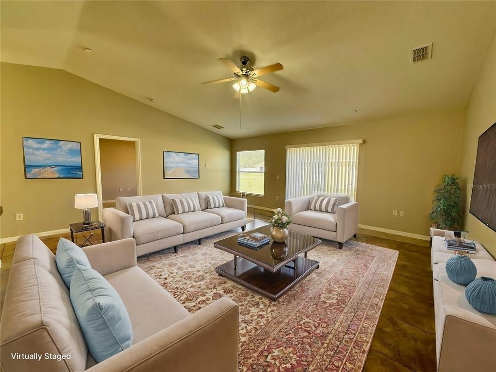 442 Flamingo Court - Photo 0