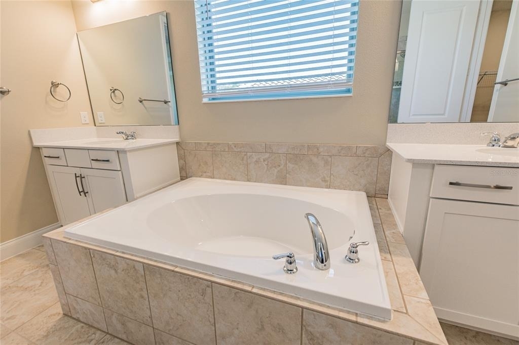 8278 Procida Isle Lane - Photo 45