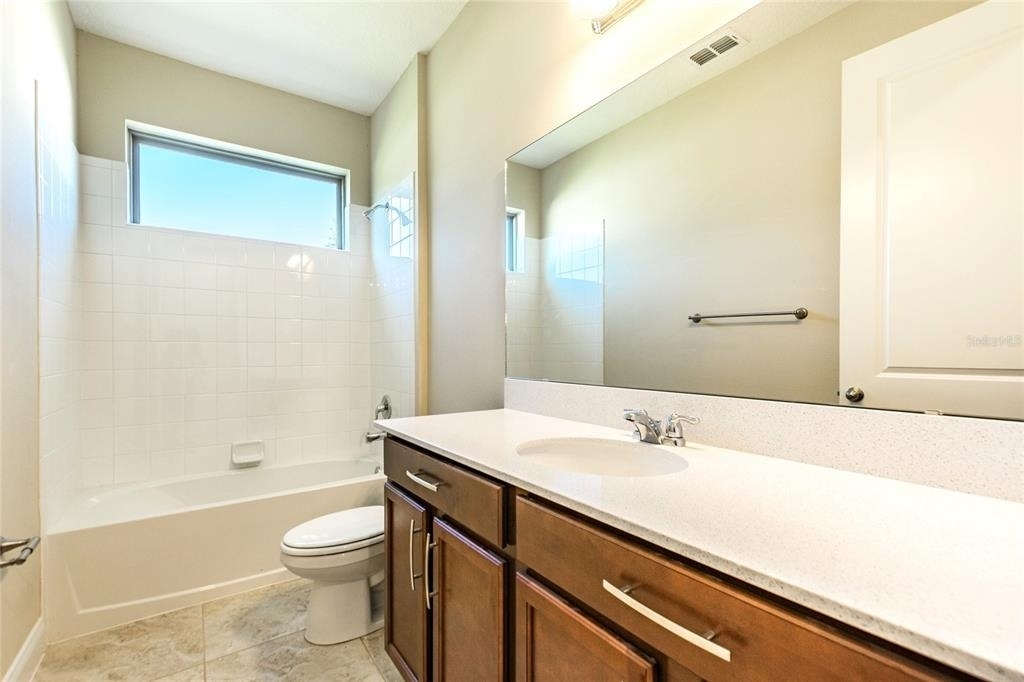 8278 Procida Isle Lane - Photo 30