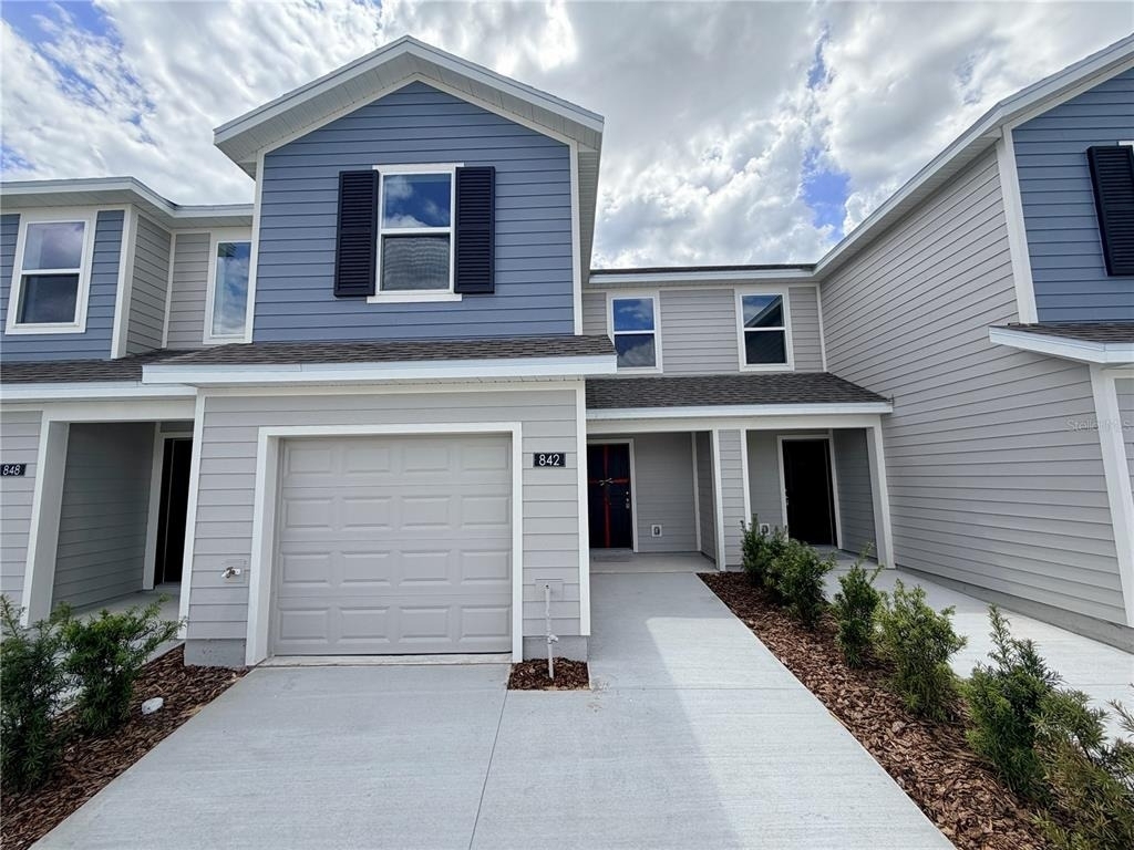 842 Lynx Street - Photo 1