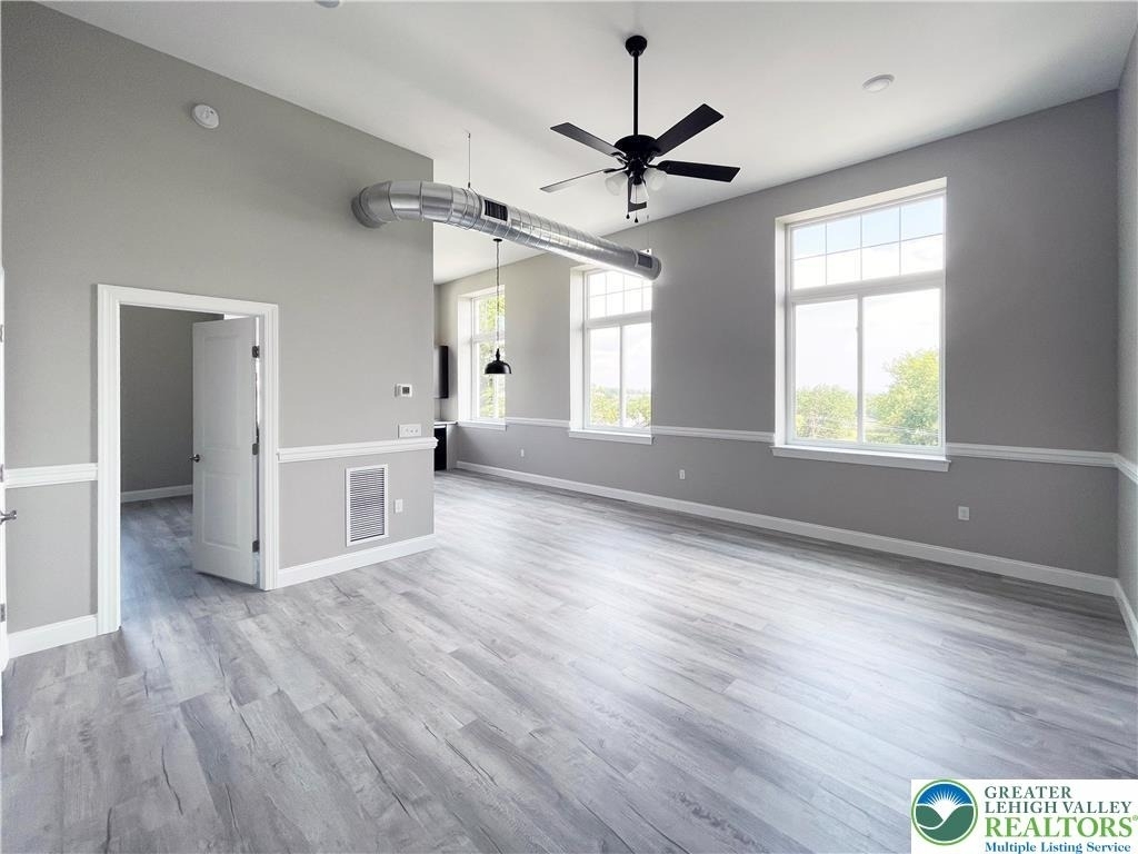 216 Penn Street - Photo 2