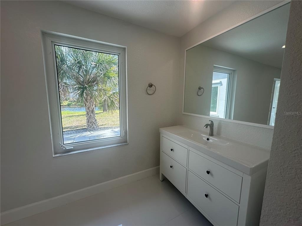 230 Annapolis Lane - Photo 18