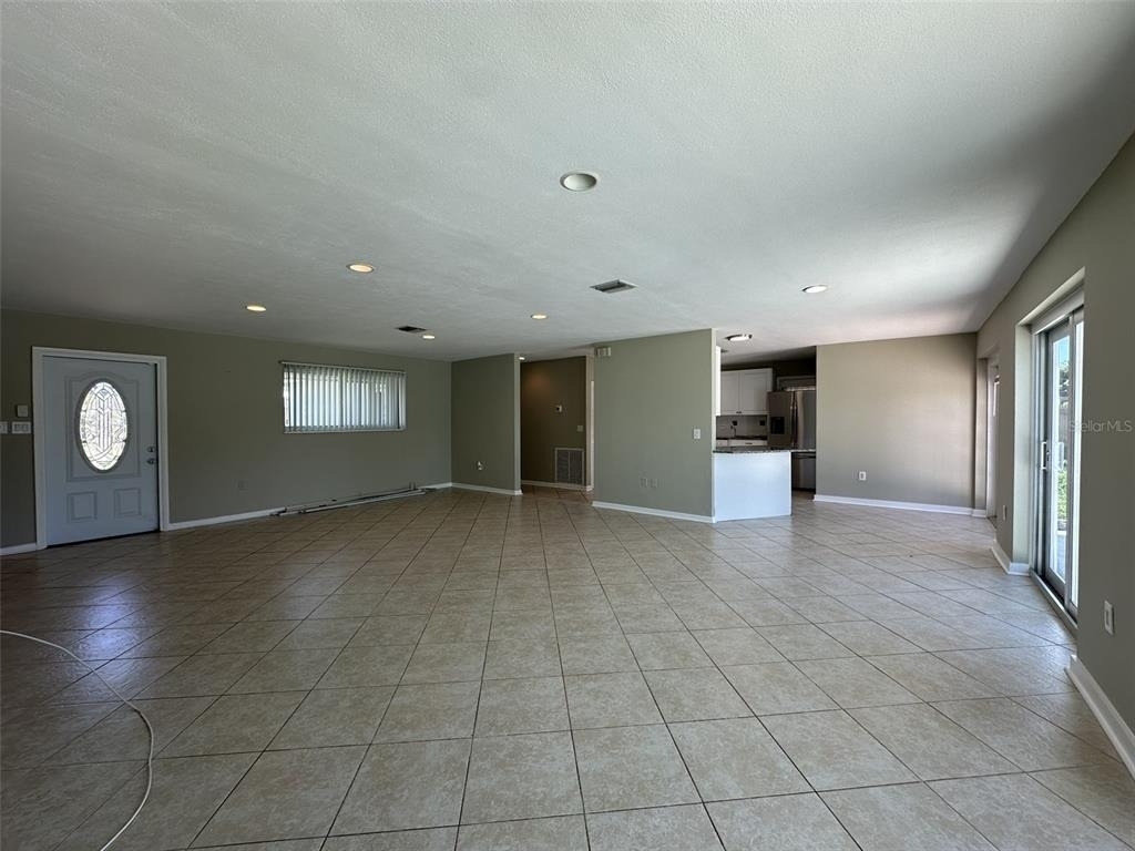 835 Conreid Drive Ne - Photo 8