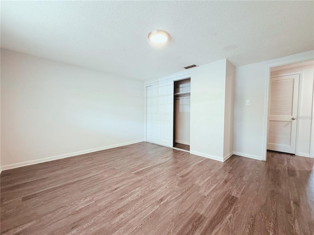 5305 Oakwood Court - Photo 5