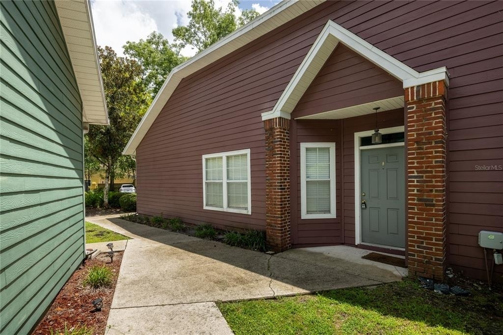 350 Nw 50 Boulevard - Photo 2