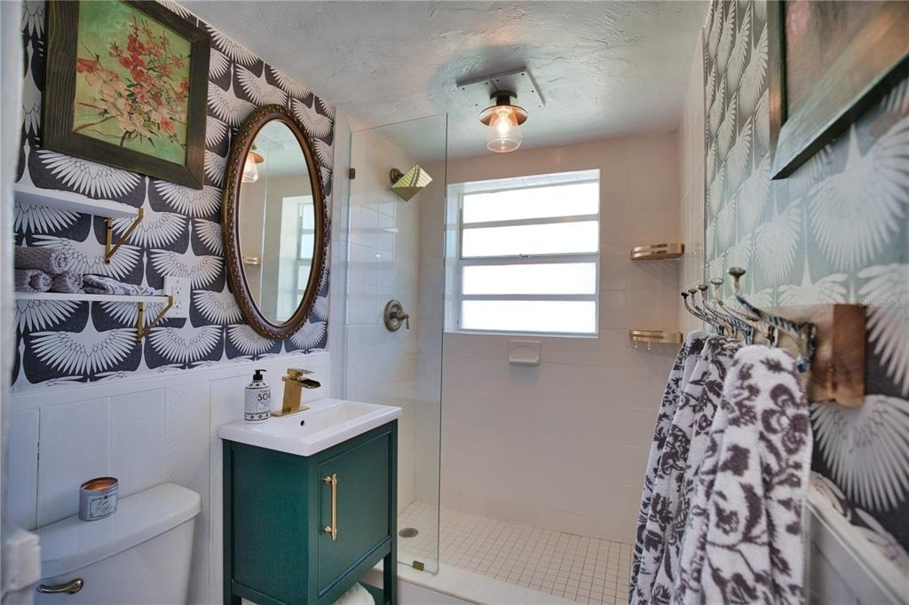 650 Edwards Street - Photo 14