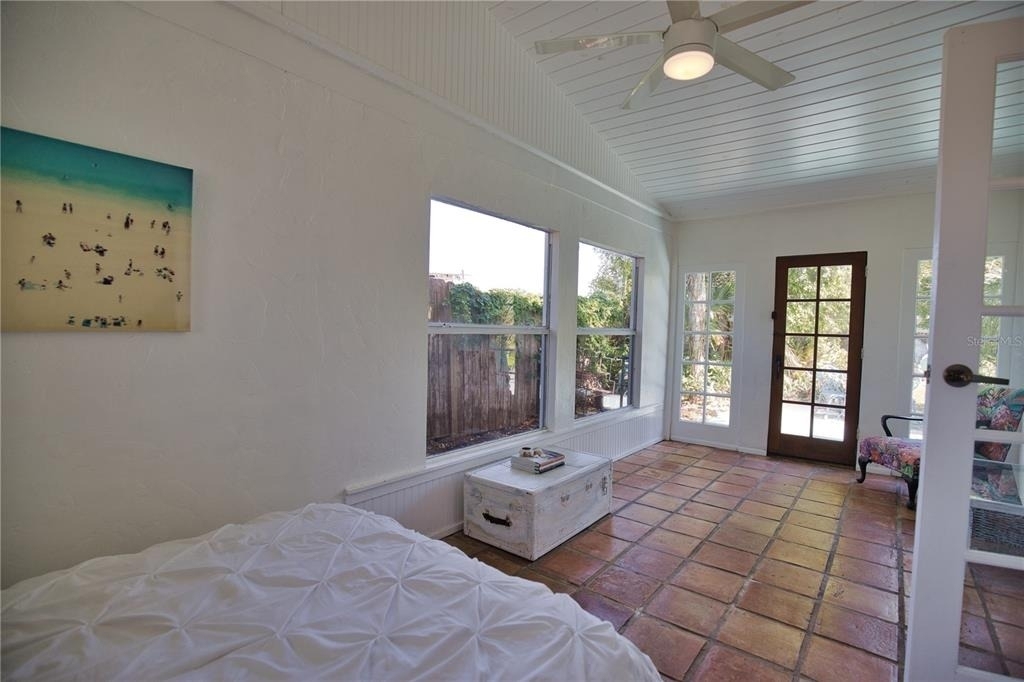 650 Edwards Street - Photo 26