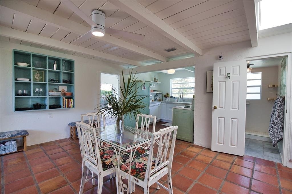 650 Edwards Street - Photo 9