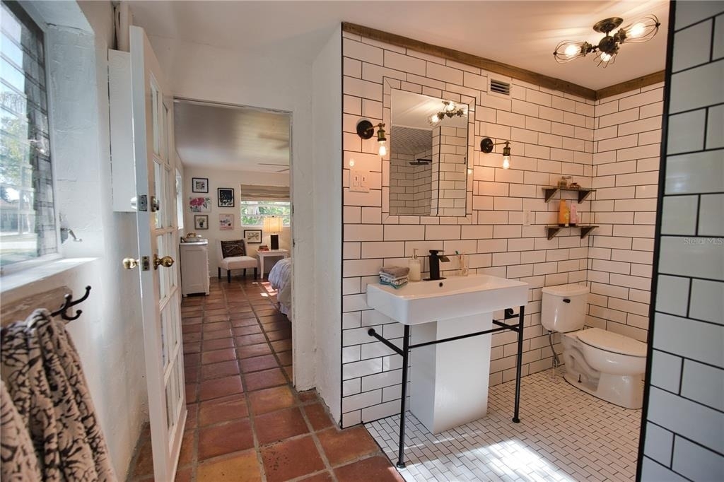 650 Edwards Street - Photo 35