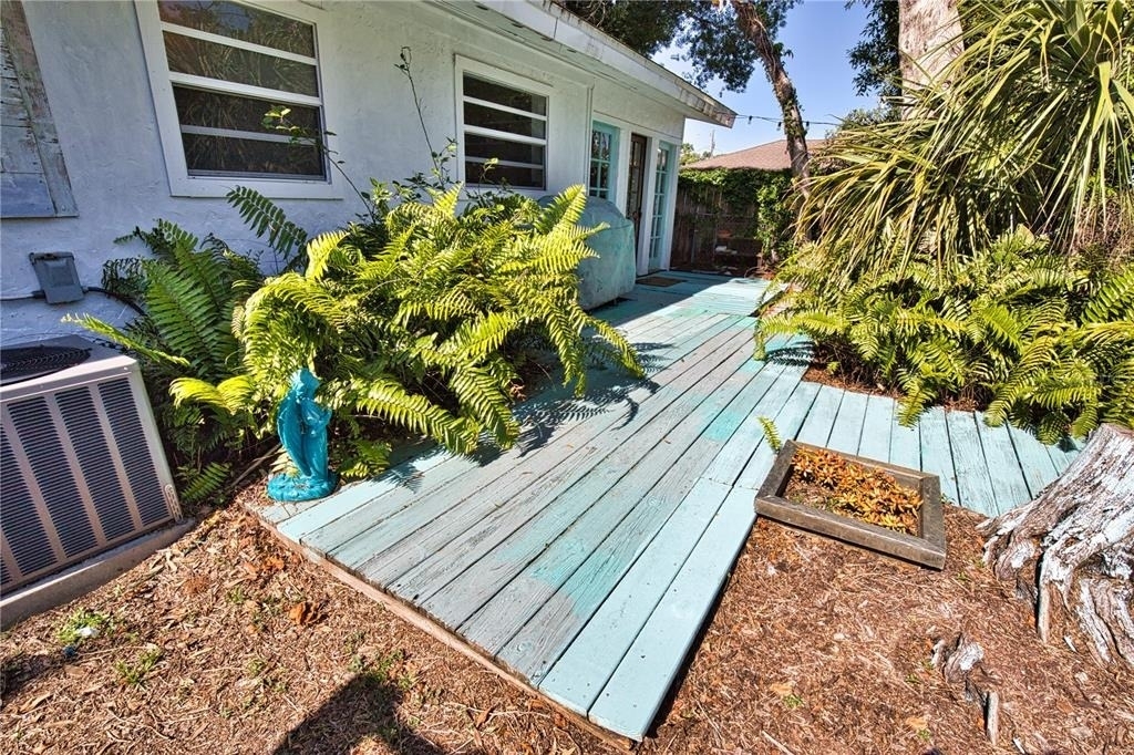 650 Edwards Street - Photo 43