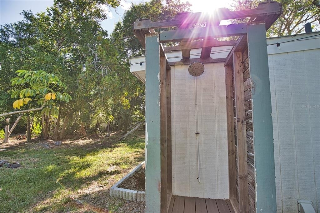 650 Edwards Street - Photo 41