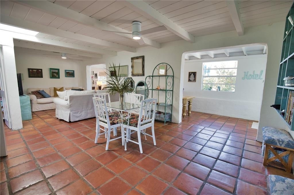 650 Edwards Street - Photo 7