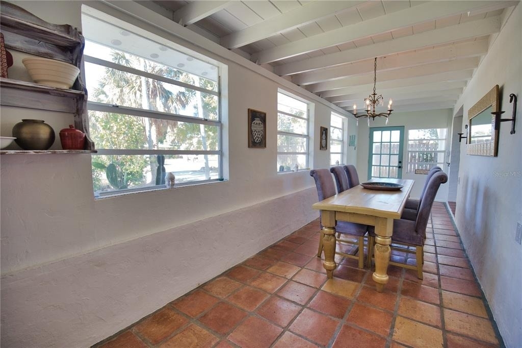 650 Edwards Street - Photo 23