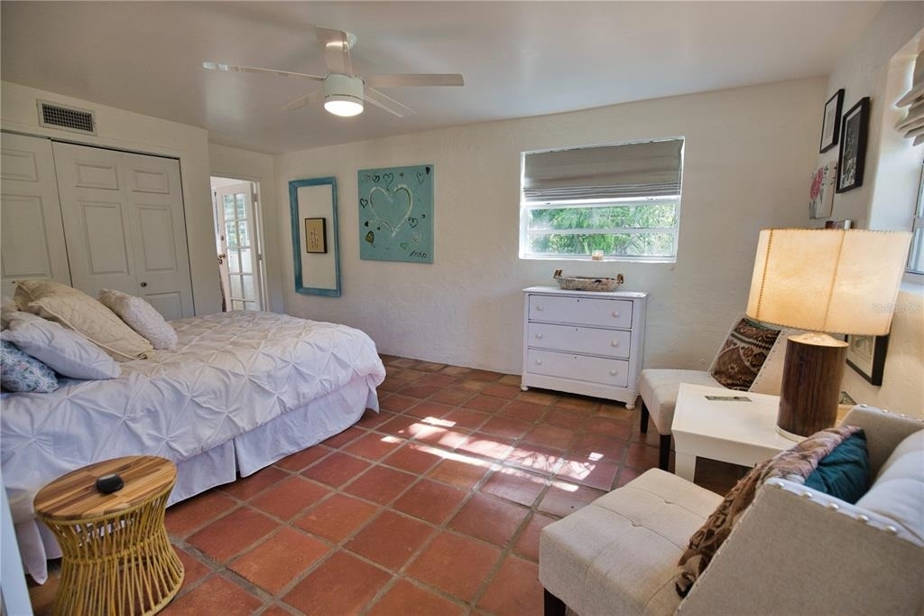 650 Edwards Street - Photo 30
